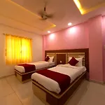Greenapple Inn